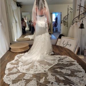 DaVinci Wedding Dress NWT